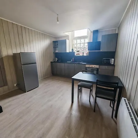 L'orchidée - 100m Naval Group - 5mn De L'espace Carat