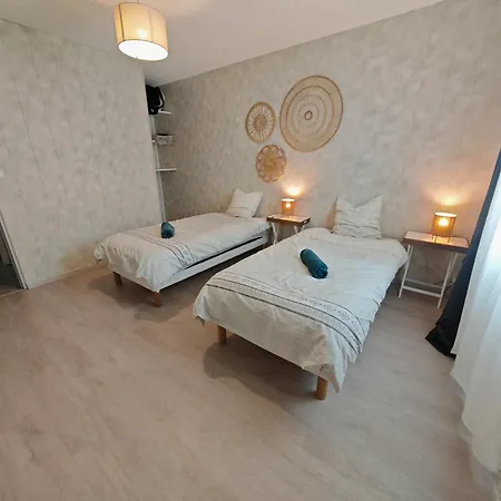 L'appart Orchidee N12, Cosy Et Lumineux * Magnac-sur-Touvre