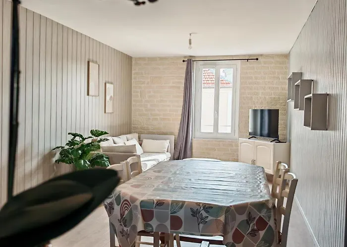 L'orchidée - 100m Naval Group - 5mn De L'espace Carat *